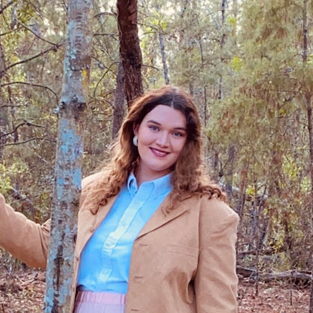 Meet your Posher, Chloe